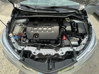 Toyota Corolla 1.6 Valvematic (2018) - 8