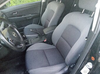 Mazda 3 (BK) - 8