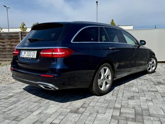 Mercedes-Benz E trieda Kombi 220 d A/T / LED / AVANTGARDE - 8