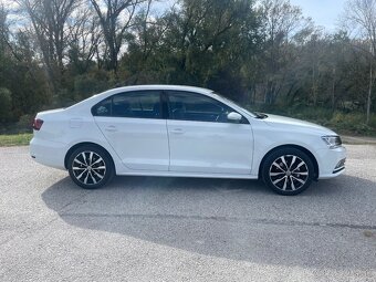 Volkswagen Jetta 1.2 TSI Business - 8