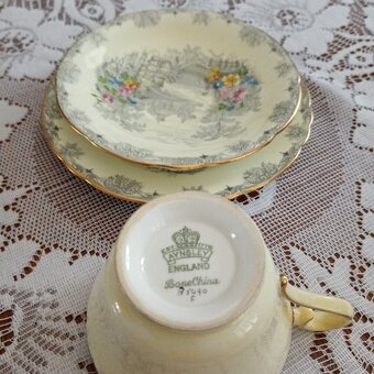 porcelán šálka s podšálkou, raňajkové súpravy - 8