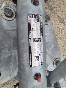 Autoprepravnik nizky 2700kg 2,7T - 8