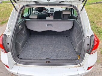 Renault clio 3 grandtur - 8