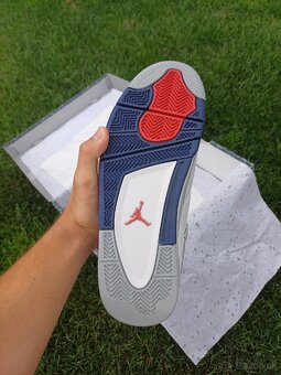 Jordan 4 midnight navy - 8