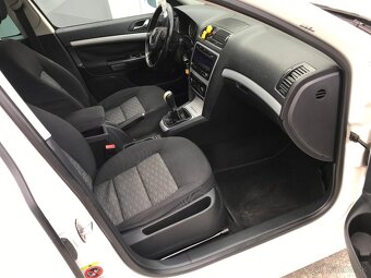 Škoda Octavia 2 facelift 1.6 TDI GreenLine - 8