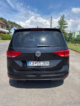 Volkswagen Touran 2.0TDI - 8