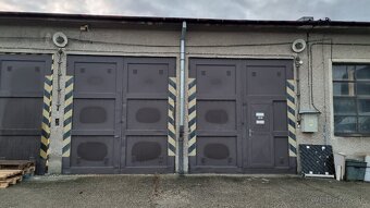 Zastavané plochy-pozemky a stavby - 8