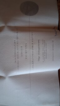 PLAKETA  Zaslúžilý pracovník kultúry - 8