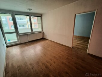 Veľkometrážny 2-izbový byt na predaj, Vrútky - 8