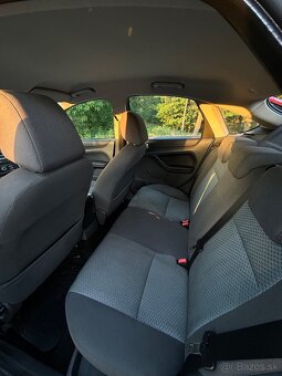 FORD FOCUS 2007 - 8
