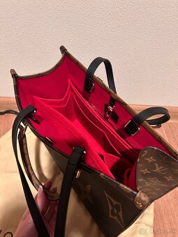 Louis Vuitton OnTheGo MM+ peňaženka - 8