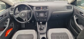 VW JETTA Highline 2,0 tdi 103kw r.v 2011 - 8