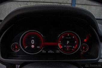 BMW X5 xDrive30d 190kW M-Packet - 8