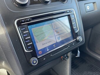 Volkswagen Touran, 1.6TDi 77kWWEBASTOVÝHŘEV SED - 8