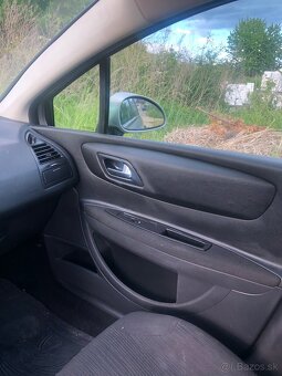 Predám Citroën C4 - 8