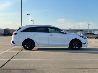 Predám Kia ceed SW 1.5tgdi - 8