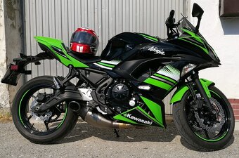 Kawasaki Ninja 650 KRT Akrapovič - 8