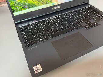 LENOVO Legion 5\i5 10300H\16GB\RTX 2060\SSD\144Hz - 8
