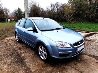 Predám Ford Focus 2 Ghia - 1.8TDCi 85kW - PO SERVISOCH - 8