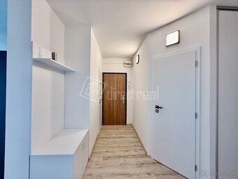 Moderne zrekonštruovaný veľký 2 izbový byt na Okruž… - 8