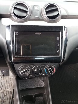 Suzuki Swift 1.2 DualJet Hybrid GL+ - 8