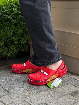 Crocs x Mac Quen šľapky - 8