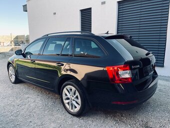 Škoda Octavia Combi 2.0TDI DSG 2019 - 8