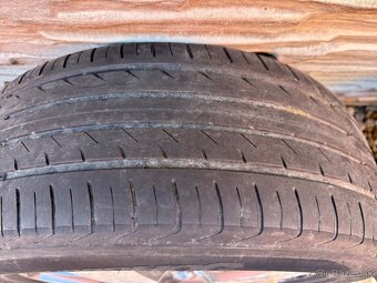 Komplet letnú sadu alu Škoda Scout - 5x112 225/55 R17. - 8