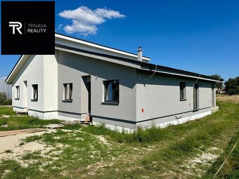 MOŽNOSŤ VIDIEŤ  - Novostavba 4-izbového RD obec Červeník, ok - 8