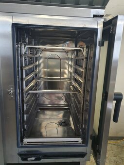 Konvektomat Convotherm 10GN s digestoří - 8
