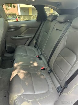 JAGUAR F-PACE 2.0D I4 240k 8 stupňový AUTOMAT - 8