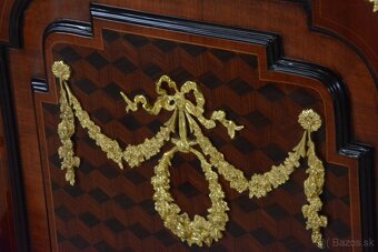 Zámecká intarzovaná komoda zdobená bronzem 120 cm Topován - 8