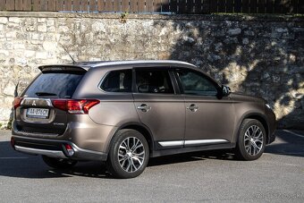 MITSUBISHI OUTLANDER 2.2 DI-D Intense+ A/T - 8