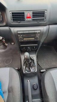 škoda octavia tour 1.6 Benzin (2009) - 8