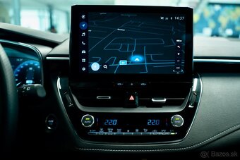 Toyota Corolla Combi 2.0 Hybrid GR Sport JBL audio záruka - 8