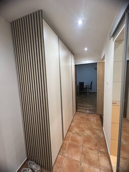 PRENÁJOM prerobeného a zariadeného 2 izbového bytu. - 8