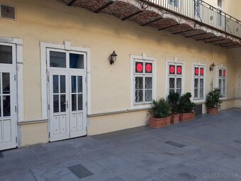 Prenájom priestoru v centre, Hlavná ul., prízemie, 42 m2. - 8
