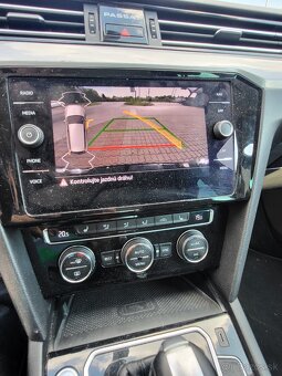 VW Passat B8.5 2020 TDI DSG - 8