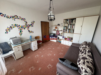 NOVINKA Priestranný rodinný dom vo vyhľadávanej lokalite Mic - 8