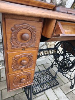 Šijací stroj Singer - 7 zásuvkový - 8