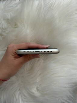 iPhone 11 64gb white - 8