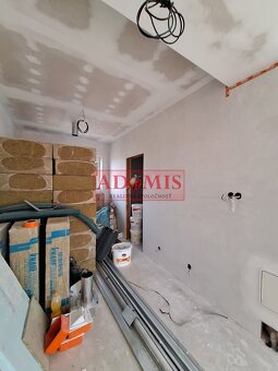 4-izbový tehlový bungalov 648m2,2x kúpeľňa,rekuperácia,Rusko - 8