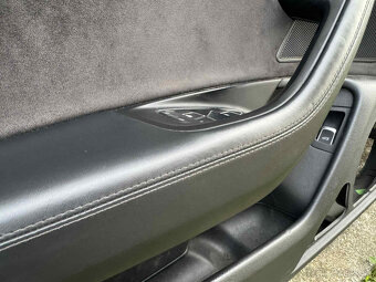 Tapacíre Alcantara (kožené madlá) Audi A6 C7 - 8