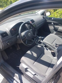 Volkswagen Golf5 1.9tdi - 8