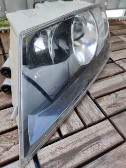 Přední světla Škoda Octavia 04-08 černá - 8