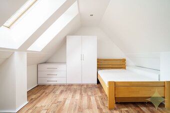 Exkluzívne na predaj krásny mezonetový 5 izbový byt o výmere - 8