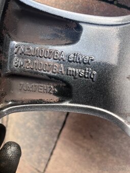 Orig. Hliníkové disky Ford R17, 5x108 - 8