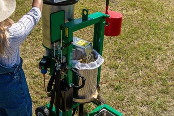 DRTIČ A LIS OVOCE NEREZOVÝ - 2v1 - 8