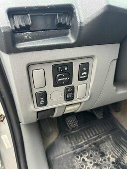 Predám Toyota Hilux 2.5, D-4D - 8