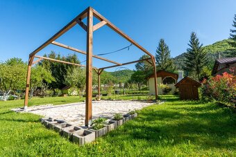 NA PREDAJ stavebný pozemok - záhrada - Tr. Teplice - 684 m2 - 8